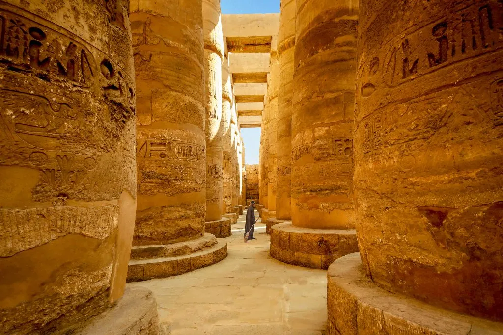 Luxor karnak temples complex 